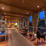 Hotel Hachinger Hof 4*