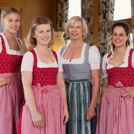 Hotel Hachinger Hof 4*